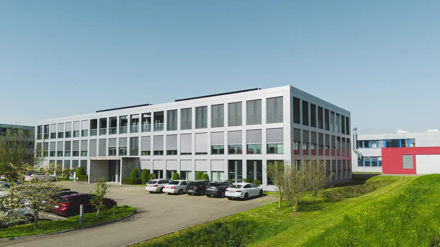 BIBUS Bürogebäude Frühling 24